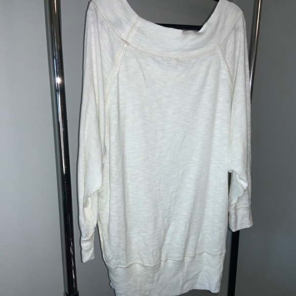 Free People We the Free oversized Palisades Off-The-Shoulder Shirt Sz L - Picture 5 of 7